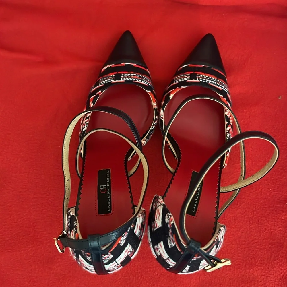 Authentic Carolina Herrera heels size 6 - Picture 11 of 17